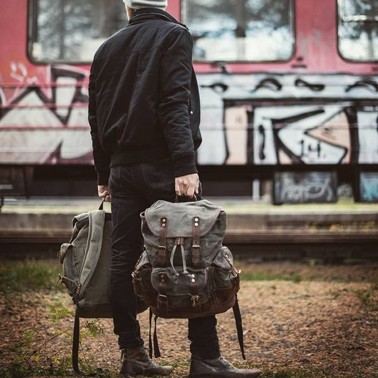 Canvas Backpack - VINTAGE EXPLORER